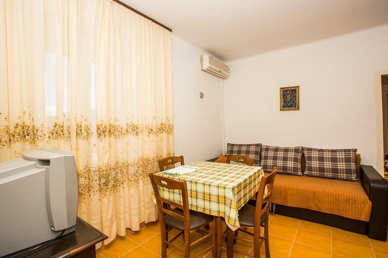 Apartment Dragica Jurandvor Exterior foto